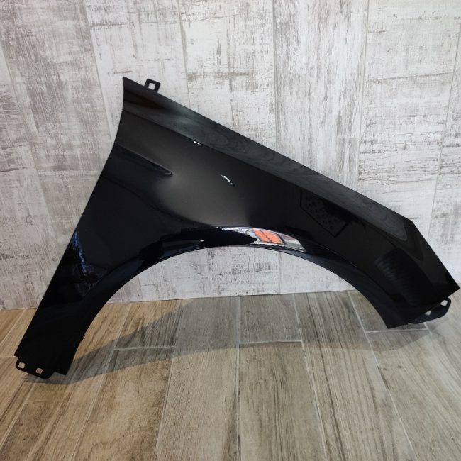 FORD FOCUS 2011 – 2018 DRIVER SIDE WING PANEL BLACK